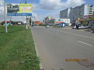 ул.Уфимская, "Орфей", у трамвайных путей