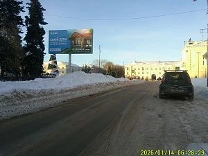 ул. Ленина, (между Первомайской)